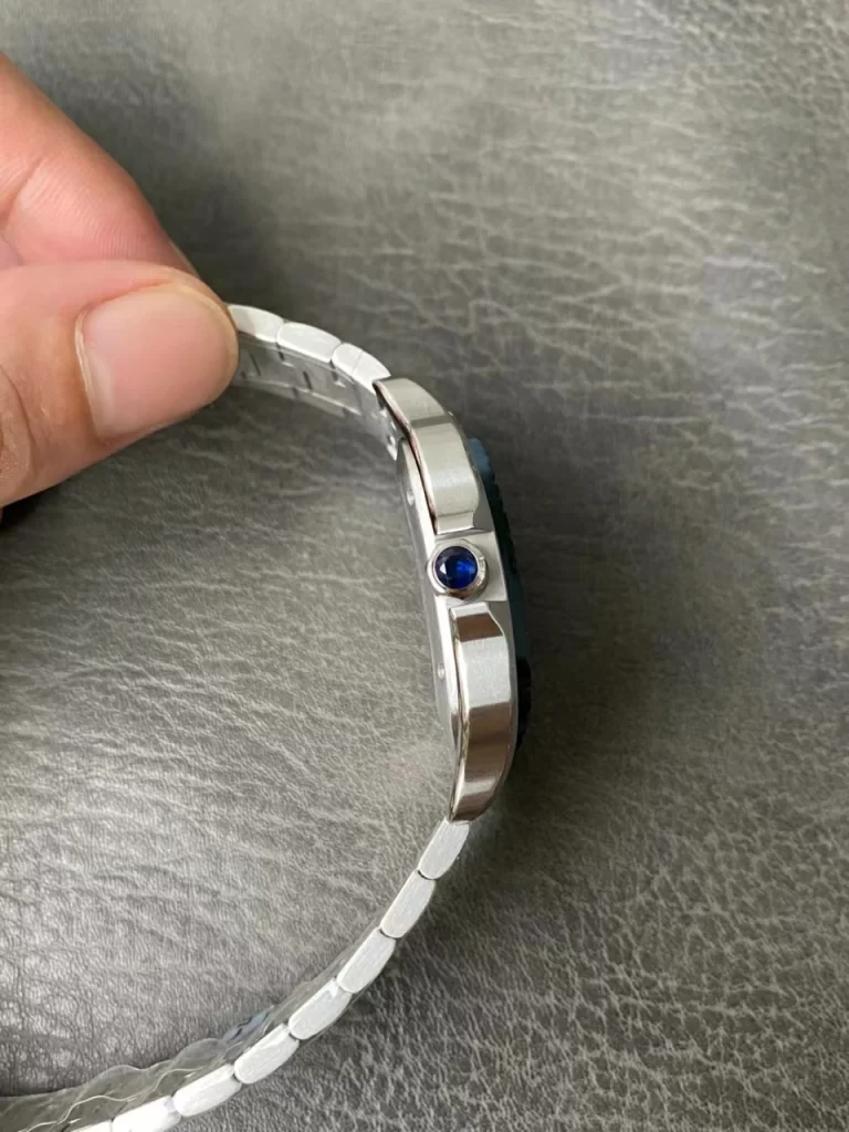 GF桑托斯Santos De Cartier 40mm Blue Dial Blue Bezel