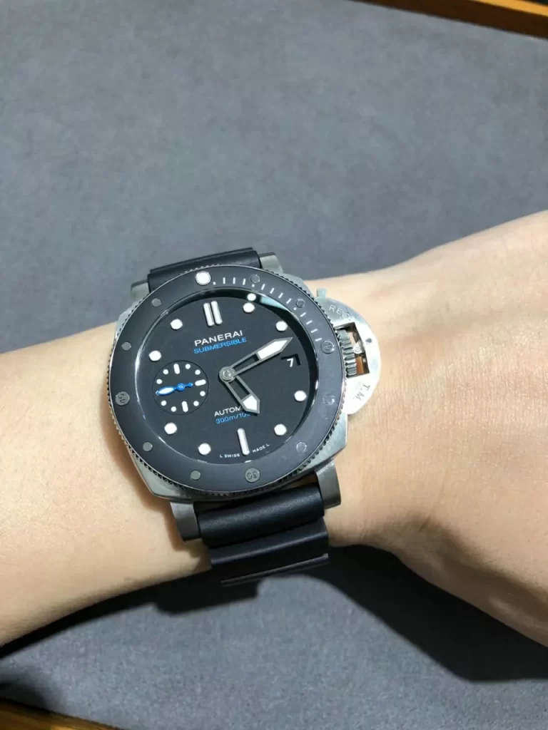 VSF沛纳海PAM683 Luminor Submersible