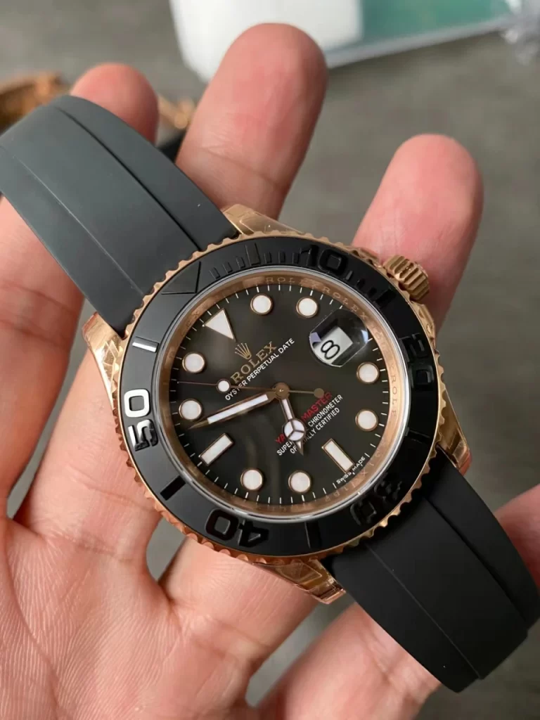 VSF玫瑰金游艇Yacht-Master 126655 Black Ceramic Bezel Oysterflex Rubber