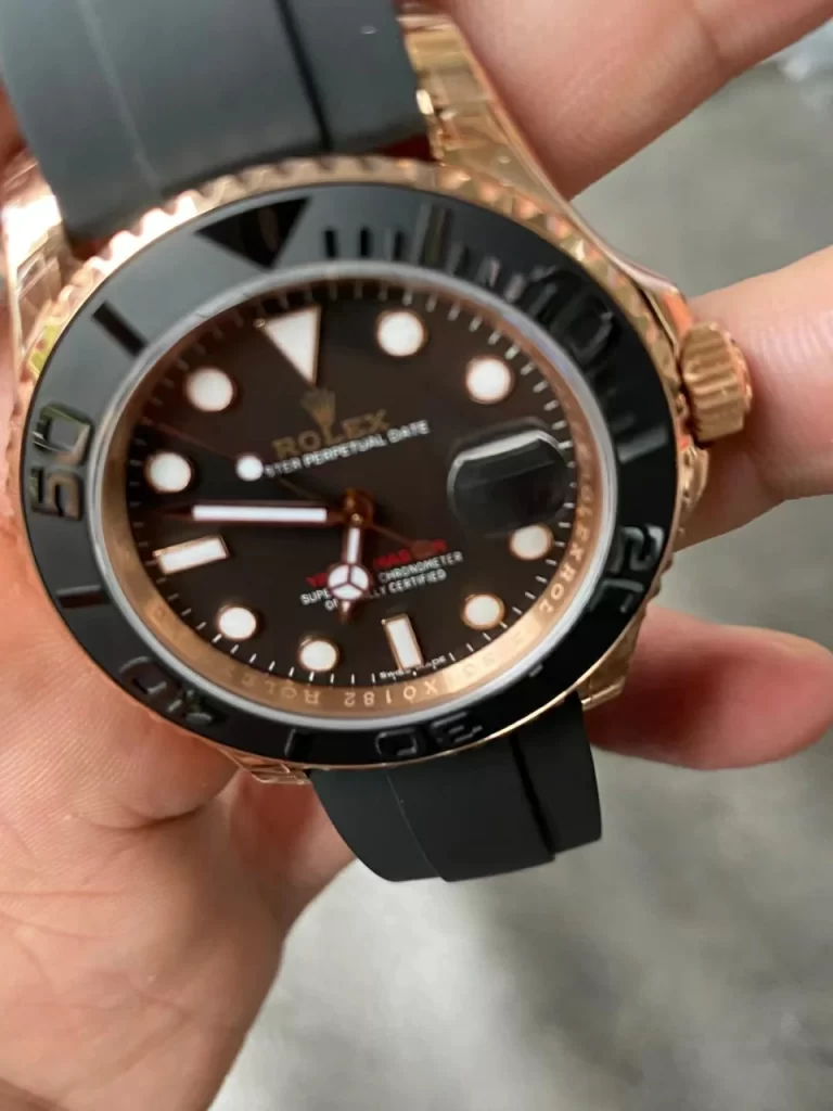 VSF玫瑰金游艇Yacht-Master 126655 Black Ceramic Bezel Oysterflex Rubber