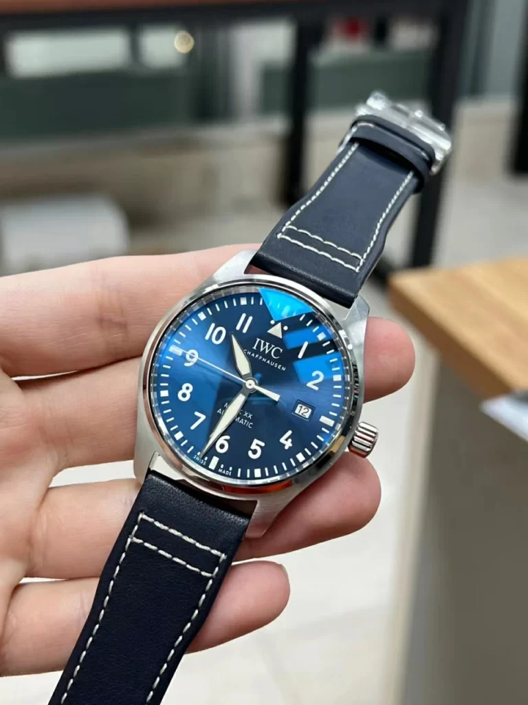 V7F马克二十Mark XX IW328203 Blue Dial Leather Strap