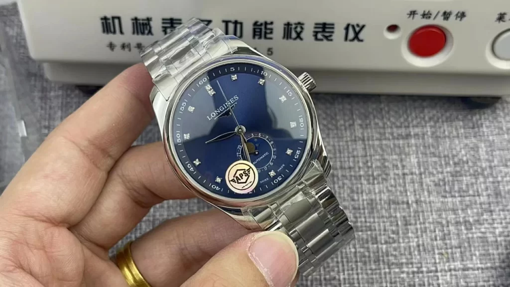 APS全新升级浪琴月相Master Moonphase Blue Diamonds Dial SS Bracelet