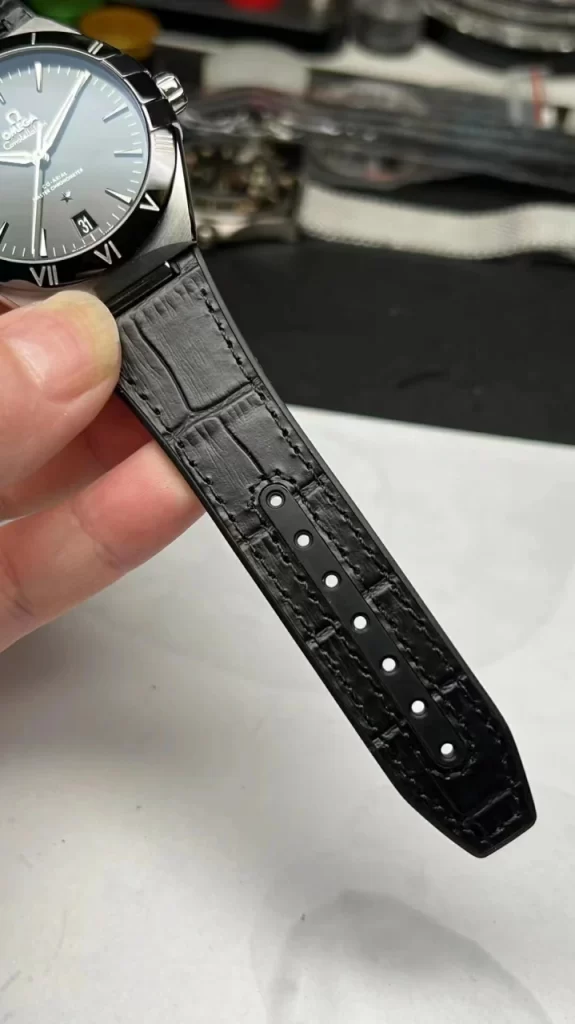 VSF欧米茄星座Constellation Black Ceramic Black Dial Gummy Strap Super Clone