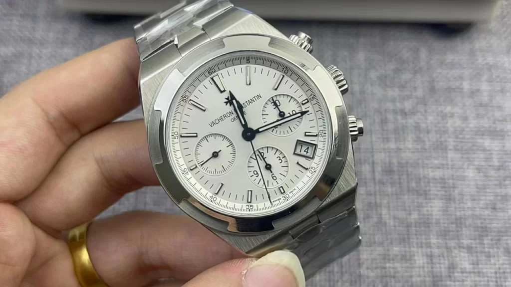 8F纵横四海计时Overseas 5500V SS/RU White dial 