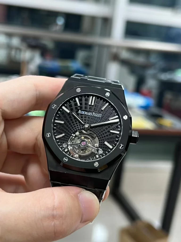 R8F爱彼陀飞轮黑武士Royal Oak PVD Tourbillon  Black Sunburst Tapisserie Dial