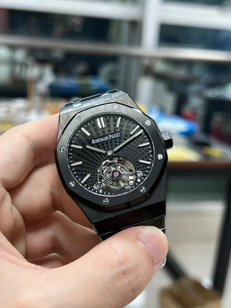 R8F爱彼陀飞轮黑武士Royal Oak PVD Tourbillon  Black Sunburst Tapisserie Dial