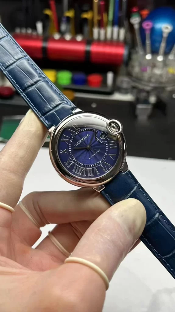 AF蓝气球Ballon Bleu 42mm SS Blue Dial Crocodile Strap