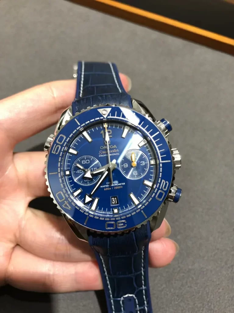 OMF海洋宇宙Planet Ocean Master Chronometer  Blue Dial Rubber Strap