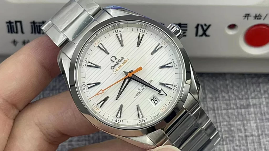 VSF欧米茄柚木Aqua Terra 150M White Dial Orange Hand Bracelet Super Clone