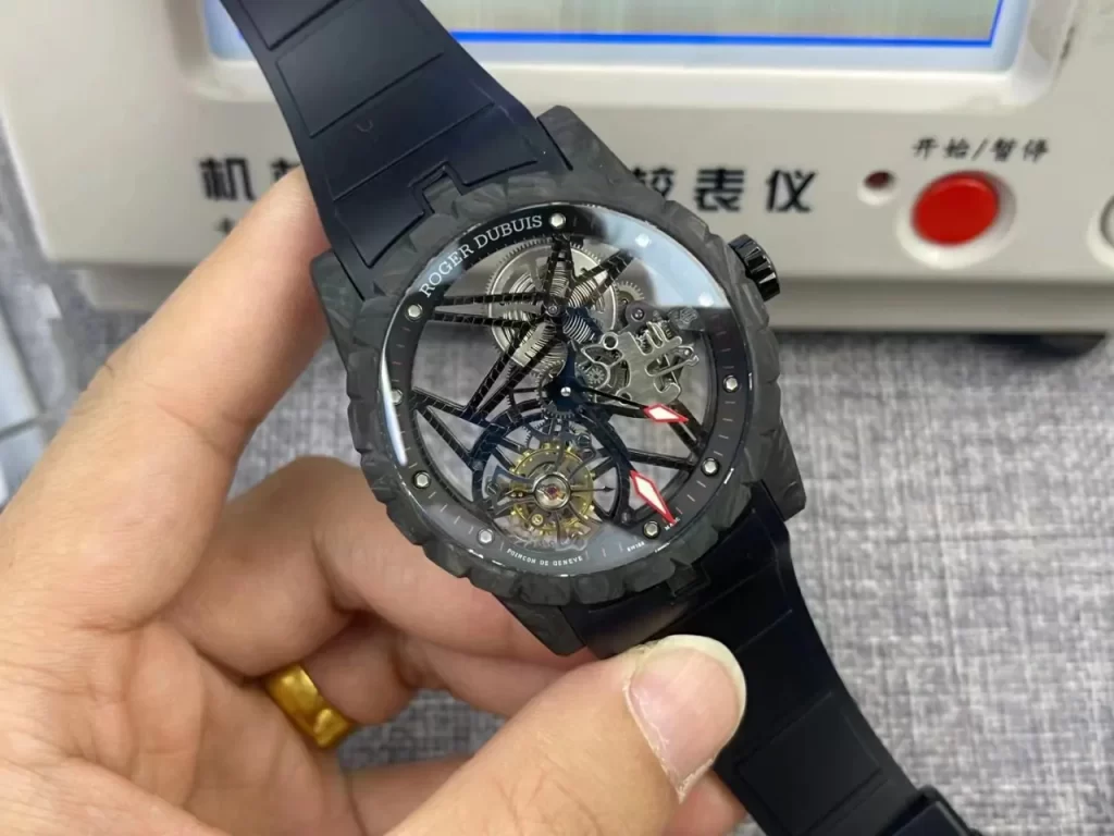 BBR罗杰杜彼真飞轮Excalibur Spider Carbon Flying Tourb Skeleton Dial