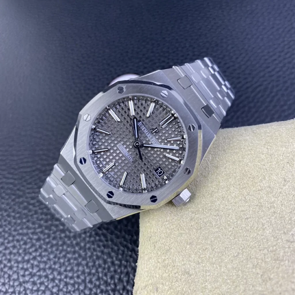 IPF爱彼皇家橡树一体机Royal Oak 37mm 15450 Gray Dial Bracelet SA3120 Super Clone