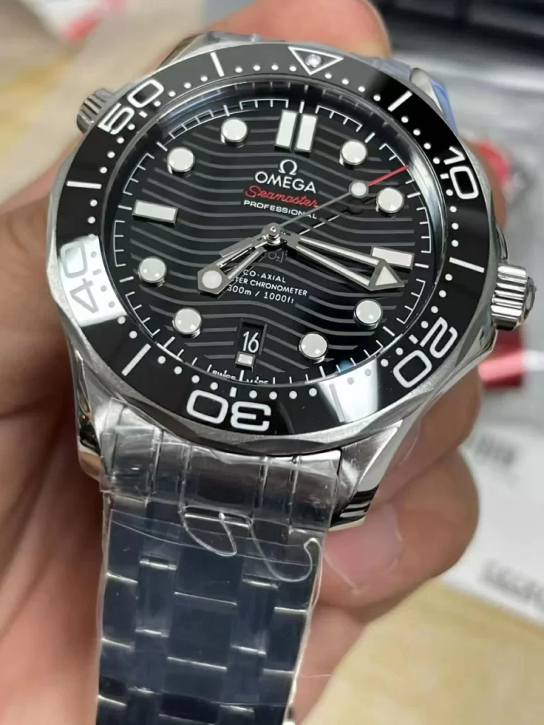 VS海馬Seamaster Diver 300M Black Ceramic Black Dial Upgrade Version