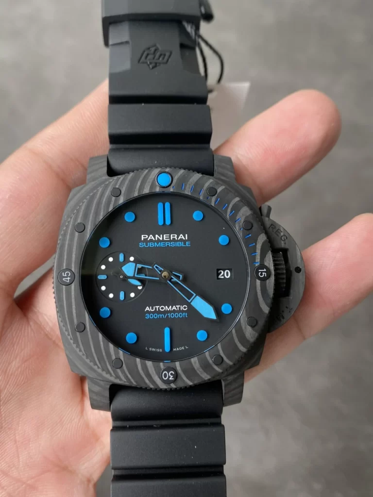 VSF沛纳海Submersible PAM960 Carbotech 42mm Black Dial Blue Markers Rubber Strap