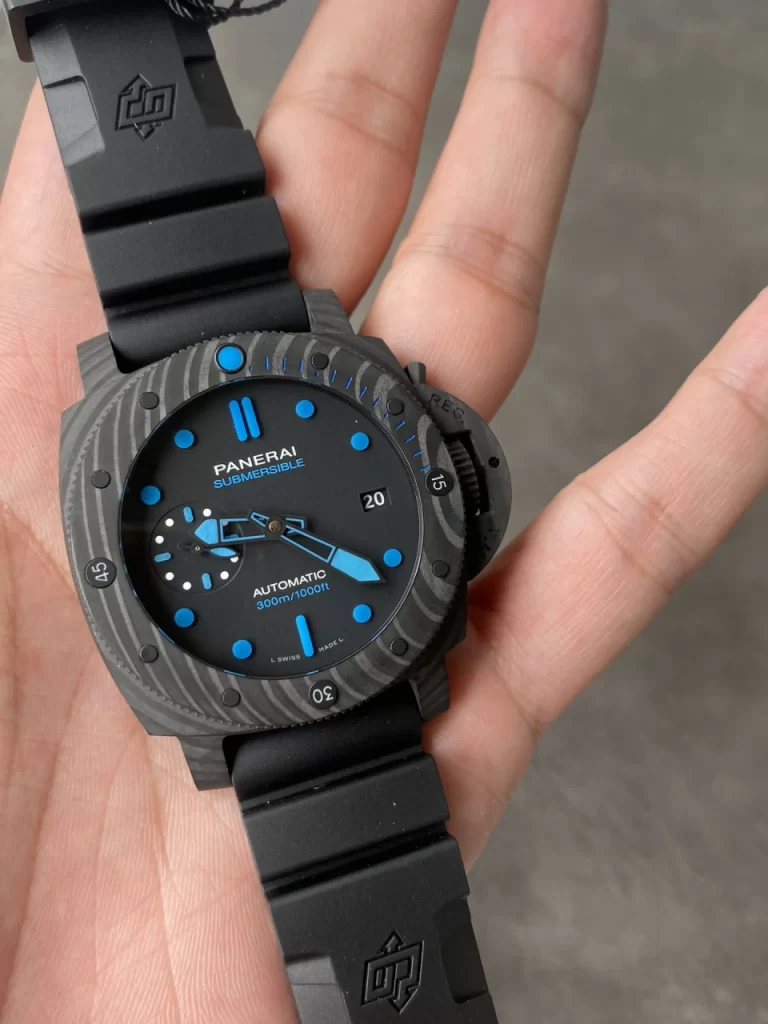 VSF沛纳海Submersible PAM960 Carbotech 42mm Black Dial Blue Markers Rubber Strap