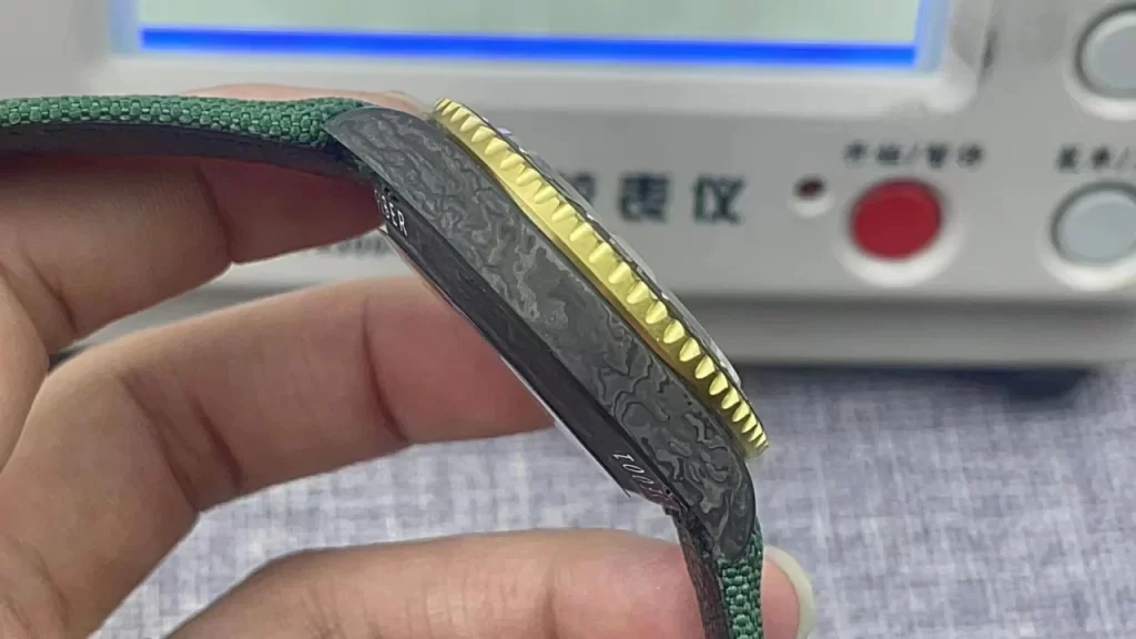 DIWF炭纤维限量GMT Carbon Yellow Dial Green Nylon Strap