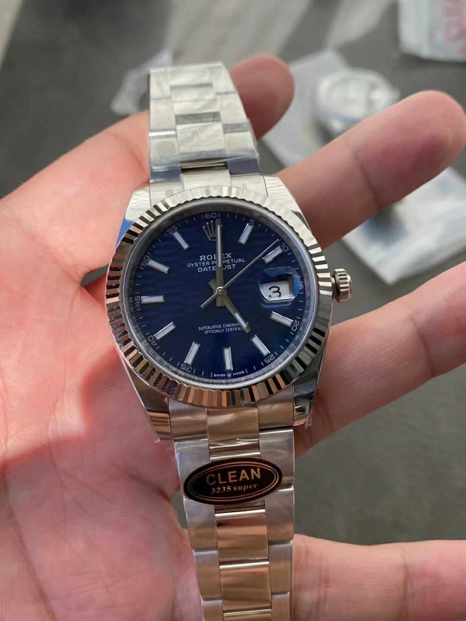 Clean格纹蓝日志DateJust 41MM 126334 Blue Fluted Dial Jubilee Bracelet