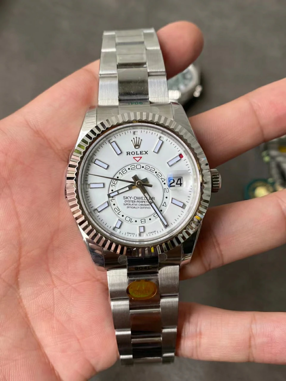 ZF天行者Sky-Dweller 326934 904L SS White Dial