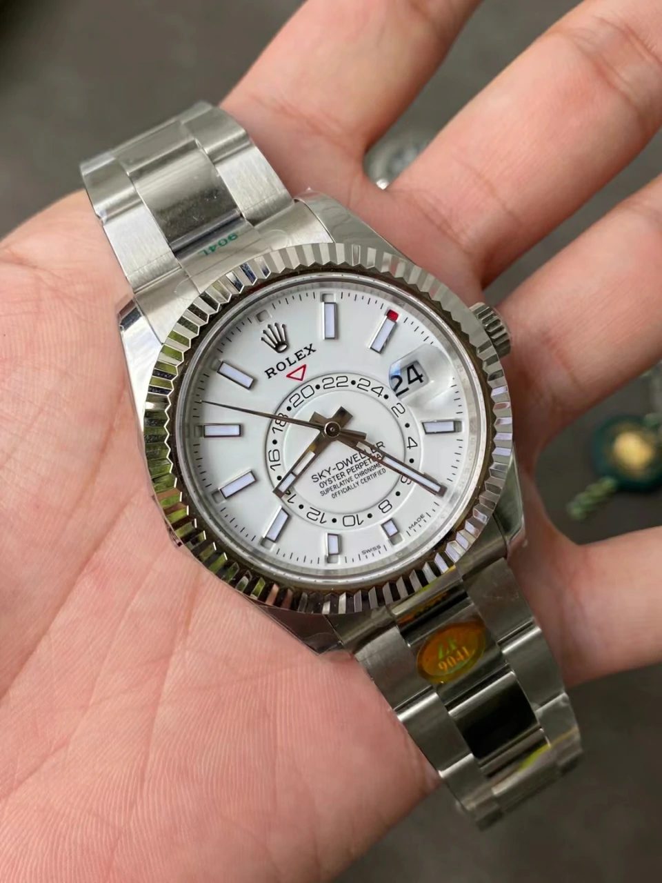 ZF天行者Sky-Dweller 326934 904L SS White Dial