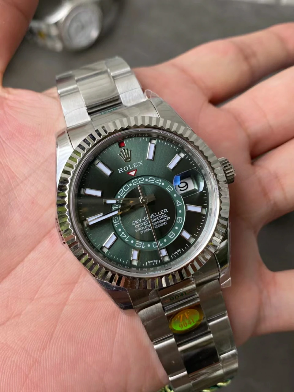 ZF天行者Sky-Dweller 326934 904L SS Green Dial