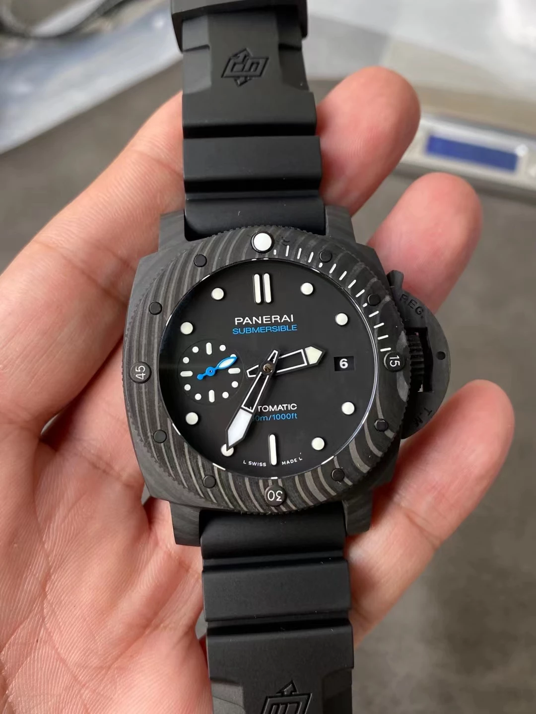 VSF沛纳海Luminor Submersible PAM2231 Carbotech 42mm Black Dial