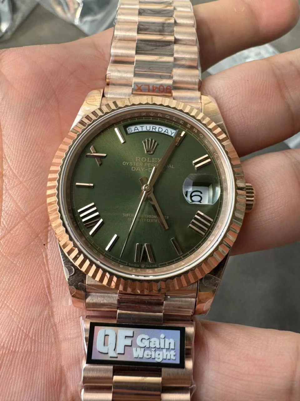 QF配重V5 Day Date 40mm RG 904L Steel Green Dial Bracelet A2836 Tungsten Heavy Version