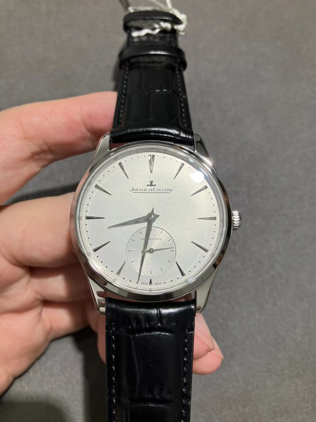 APSF积家大师两针半Master Ultra Thin Small Second White Dial Leather Strap