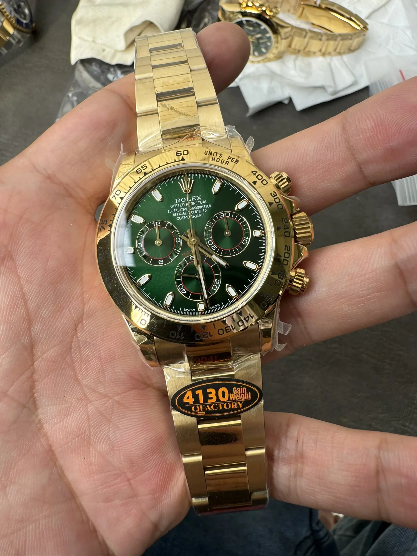 QF配重Daytona 116508 40mm YG Green Stick Dial YG Bracelet SH4130 Gain Weight