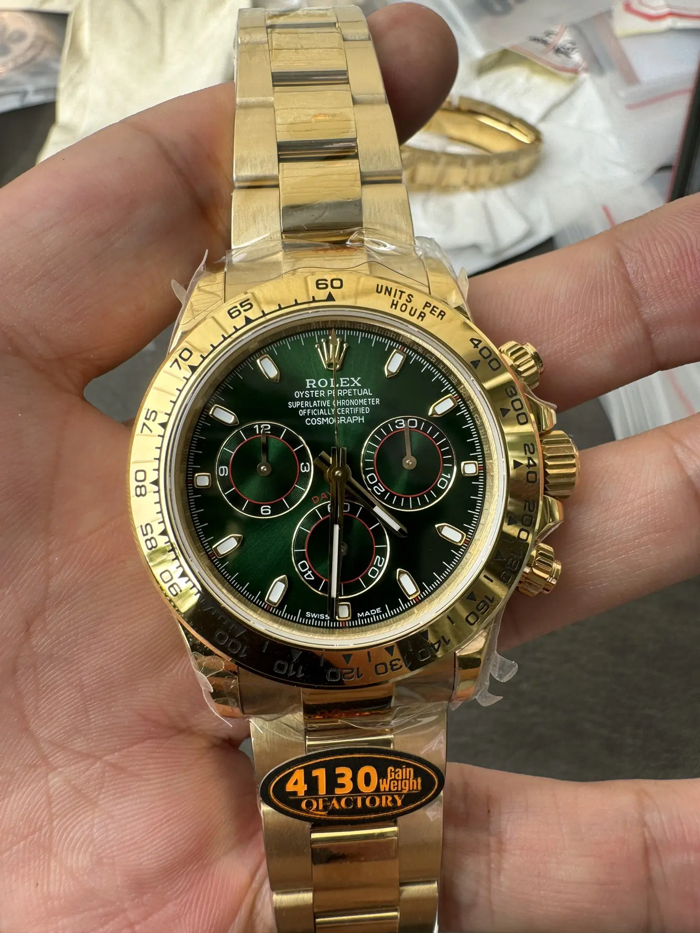 QF配重Daytona 116508 40mm YG Green Stick Dial YG Bracelet SH4130 Gain Weight