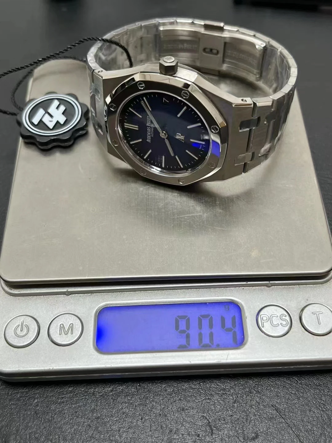 ZF钛壳Royal Oak 39mm 15202IP Titanium Gradient Blue Dial