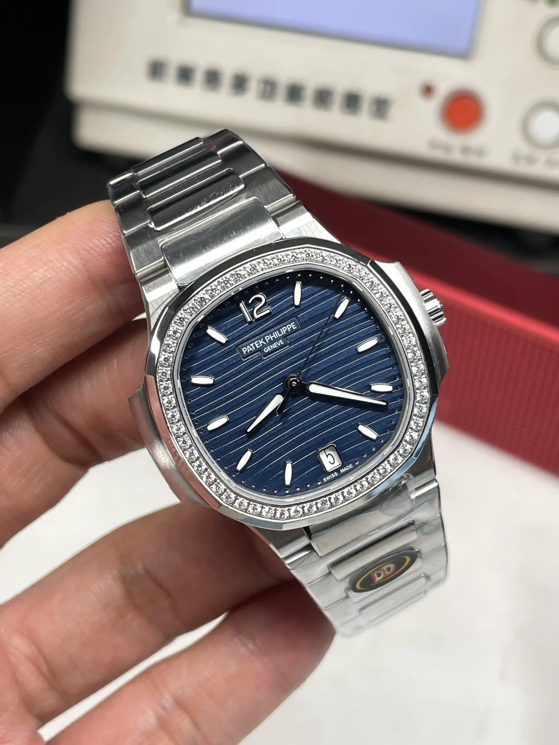 DDF Nautilus 7118 Ladies Blue Dial Diamonds Bezel DD324 Super Clone