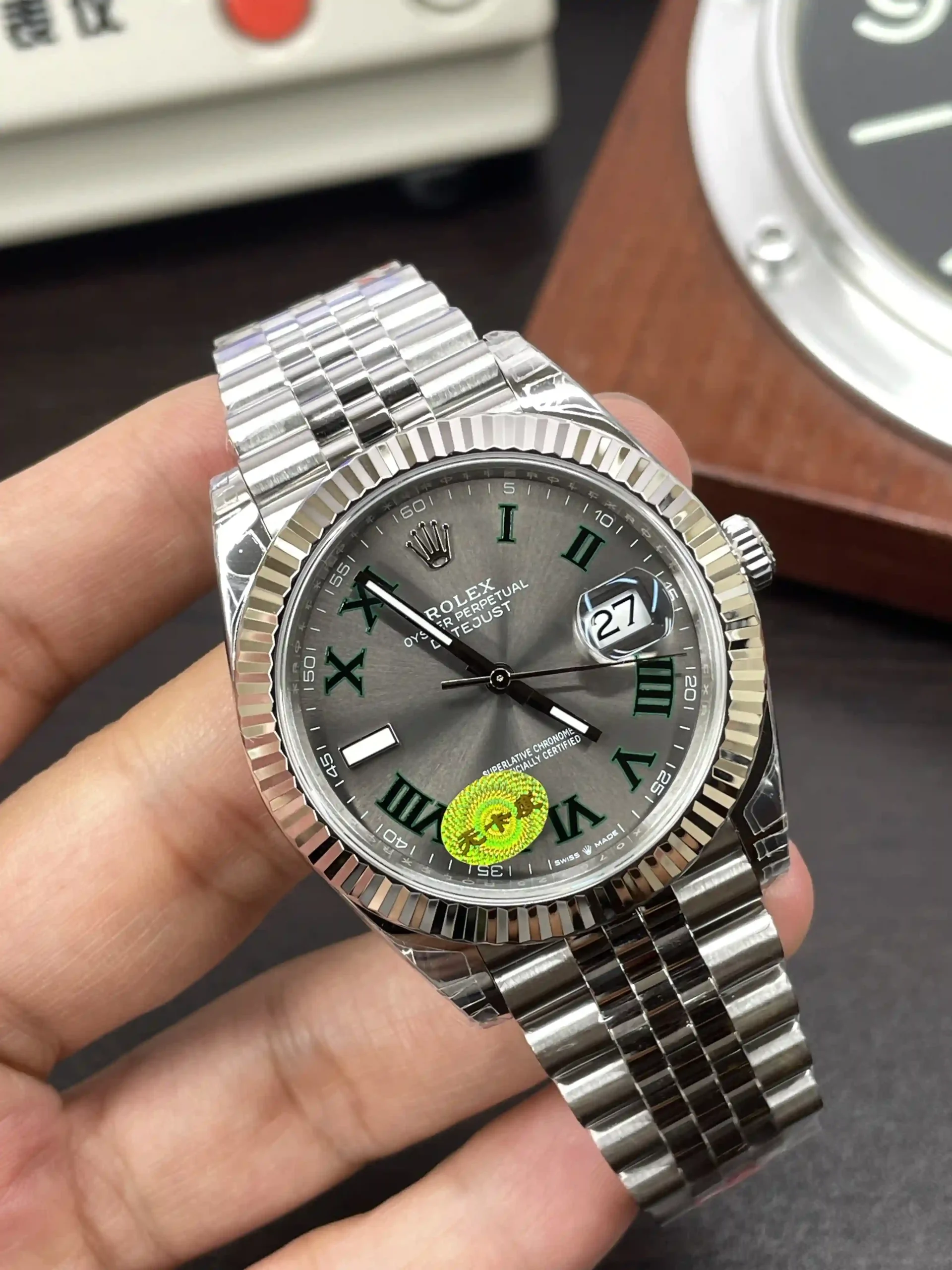 VSF无卡度DateJust 41mm 126334 Gray Dial Green Roman Jubilee Bracelet V2s Free Sprung